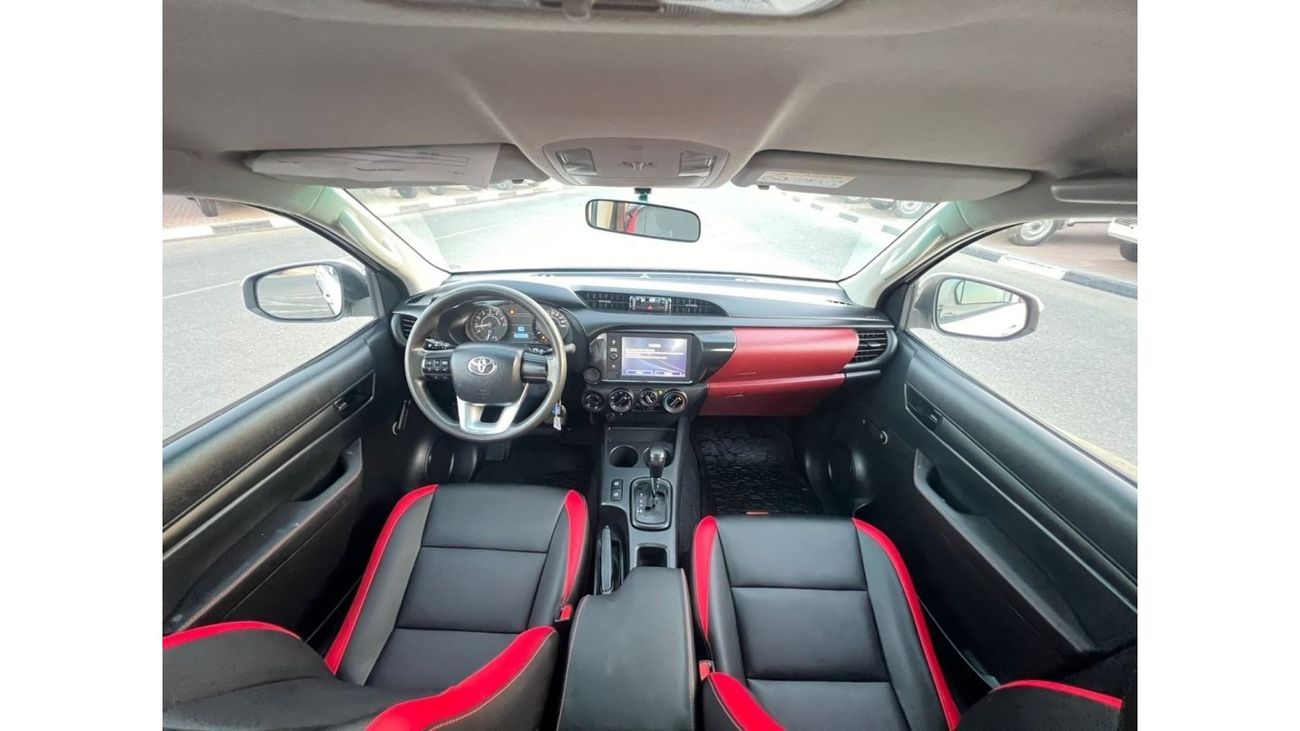 Toyota Hilux 2021 TOYOTA HILUX Adventure Option 2.7L  -  V4  GCC 4 Cylinder - 4 Wheel Drive 4X4 - LEATHER SEATS -