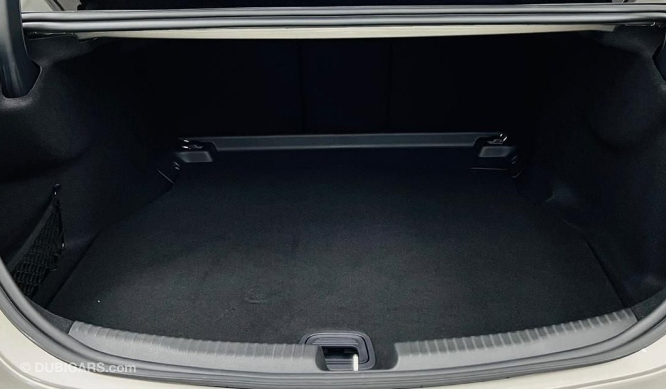 Mercedes-Benz C 200 Premium Brand New .. Warranty .. 4 Cyl .