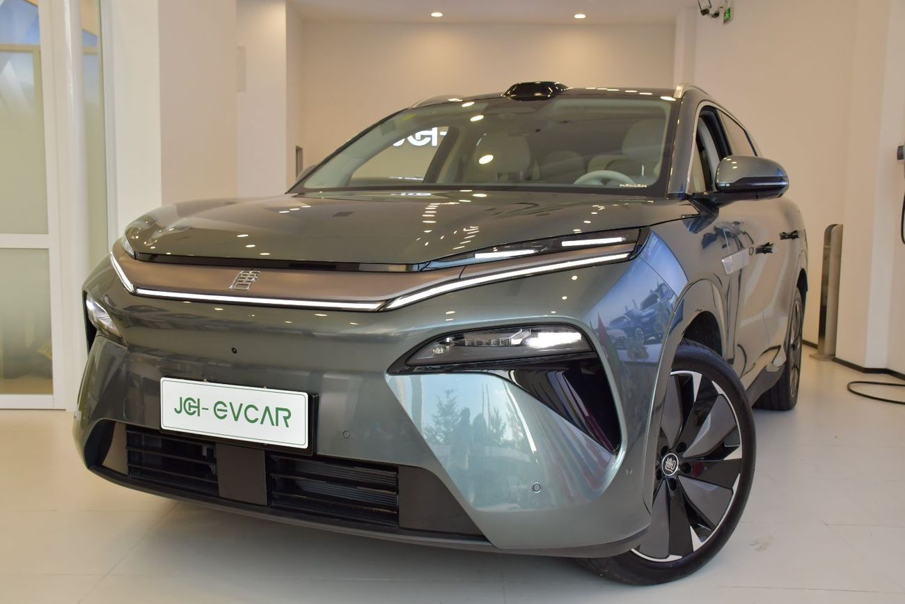 بي واي دي تانغ ل 600KM Four-wheel Drive LiDAR Flagship Model