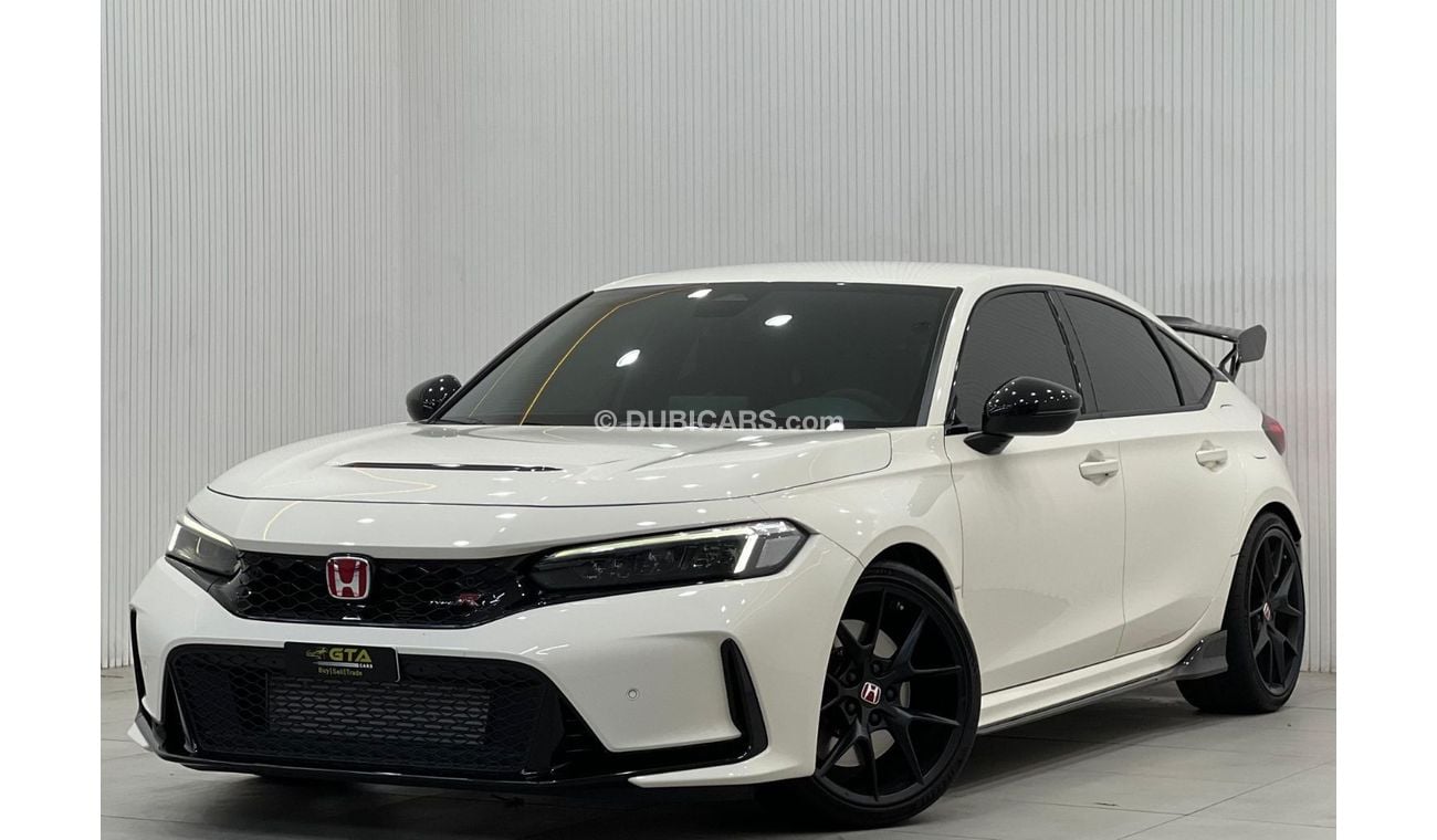 هوندا سيفيك 2023 Honda Civic Type R, Full Service History, 2028 Al futtaim Warranty