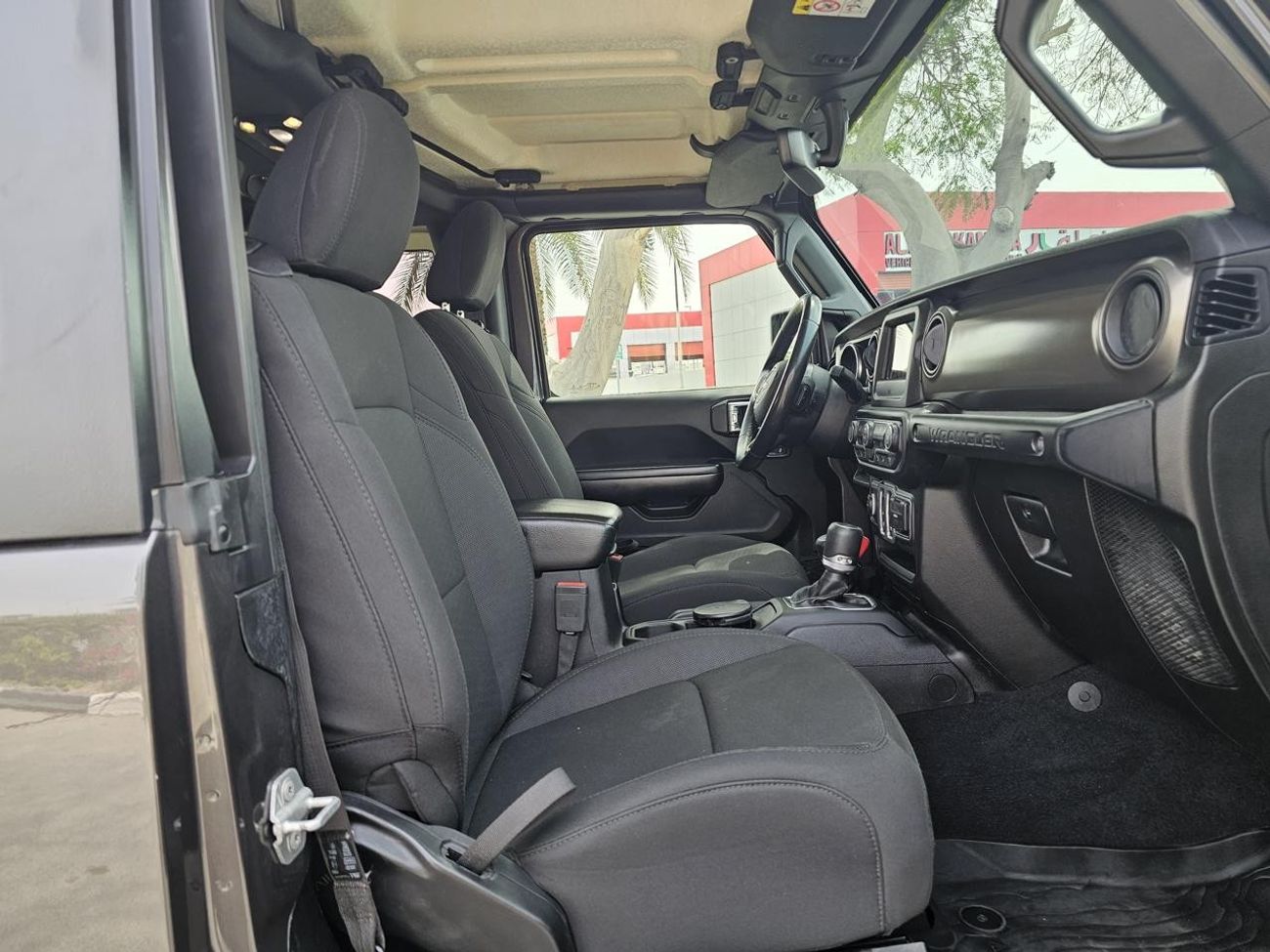 جيب رانجلر انليميتيد سبورت