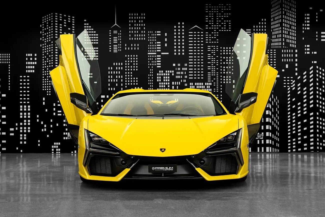 لامبورغيني ريفويلتو 6.5L V12 Hybrid