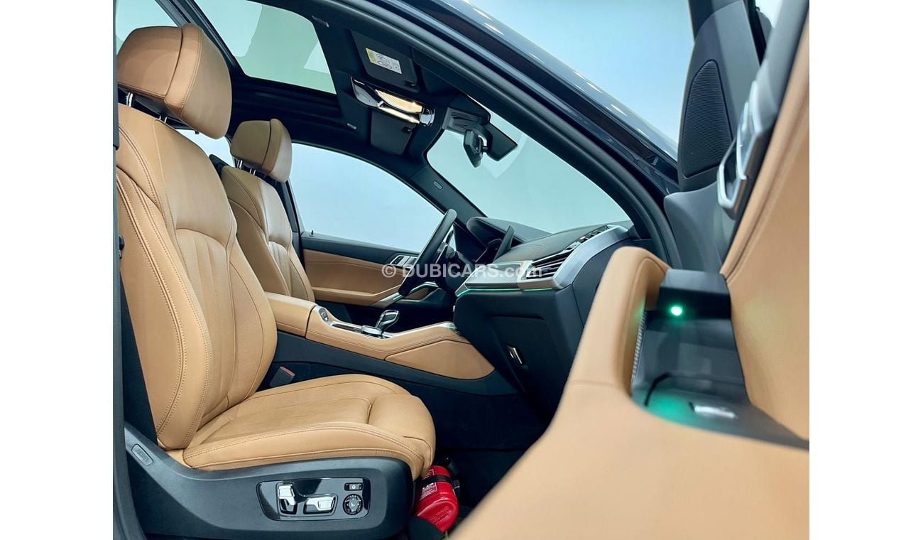 BMW X6 xDrive40i Luxury M Sport Package 2022 BMW X6 40i M Sport, BMW Warranty + Service Package, Very Low K