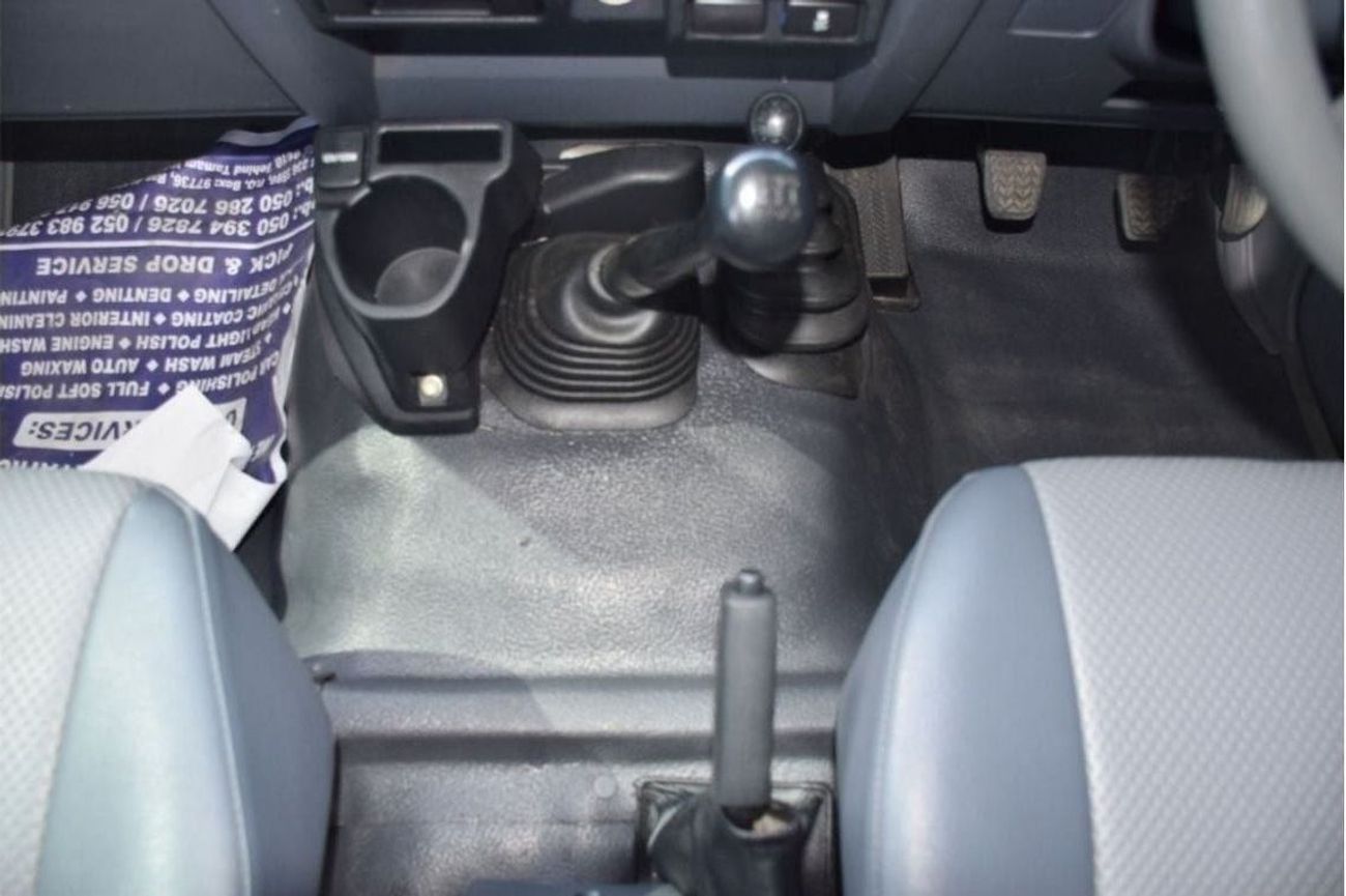 Toyota Land Cruiser Pick Up 4dr Double Cab Utility, 4.5L 8cyl Diesel, Manual, (Right Hand)