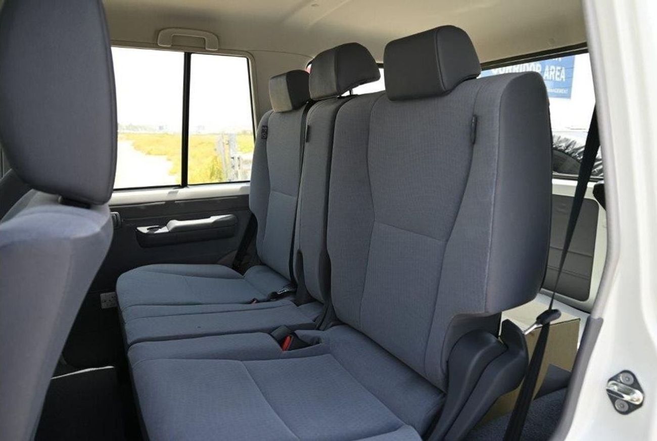 Toyota Land Cruiser 70 76 V6 4.0L Petrol 4WD Manual