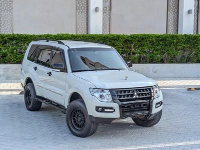 ميتسوبيشي باجيرو GCC V6 3.8L IN EXCELLENT CONDITION