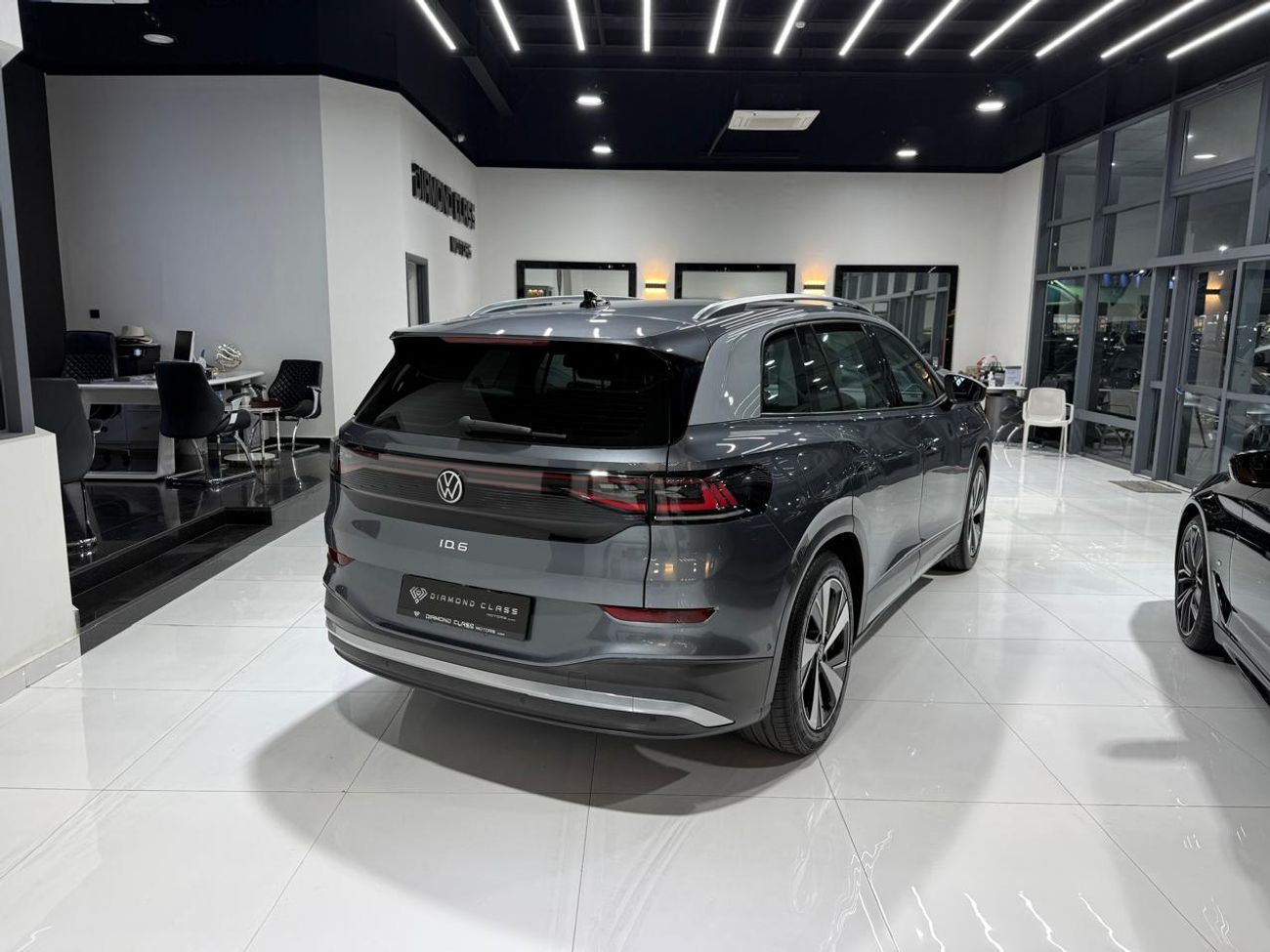 Volkswagen ID.6 Top Option, for UAE Registration