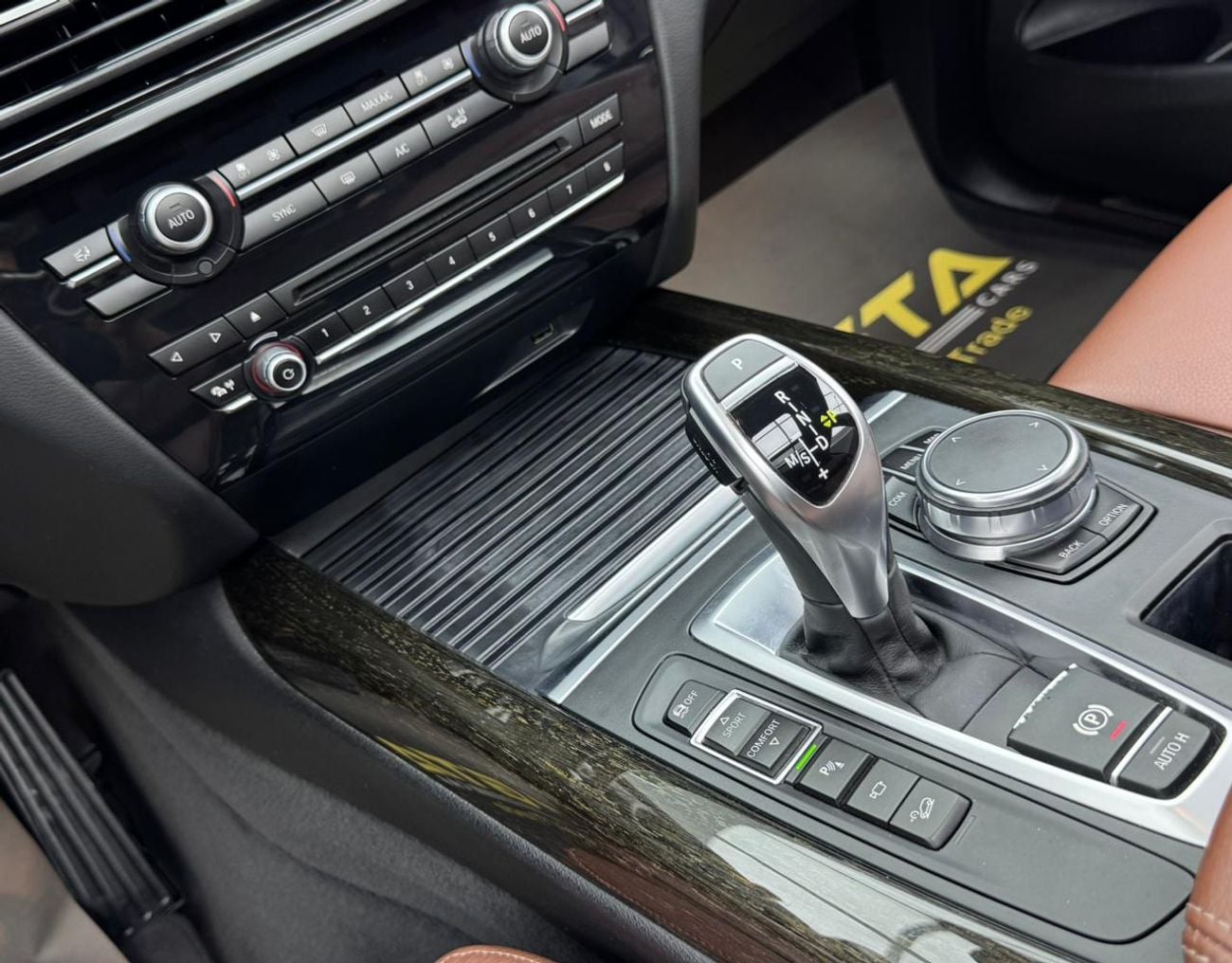 BMW X5 2018 BMW X5 xDrive35i M-Sport, Full Service History, Carbon Fiber Exterior, Fully Loaded, GCC