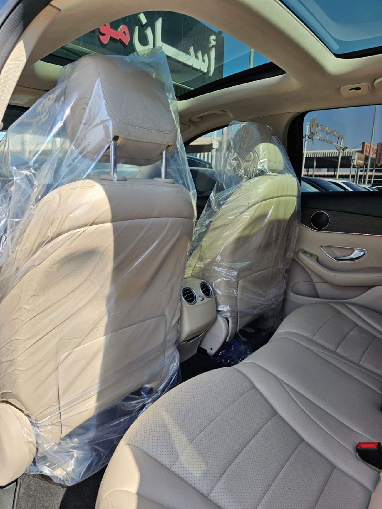 Mercedes-Benz GLC 300 Std 2.0L