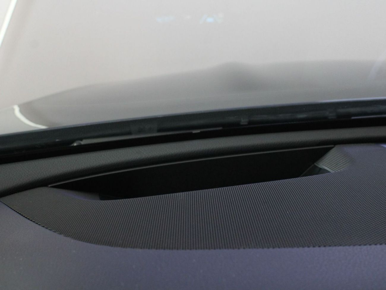 Mercedes-Benz E300 3.0L GCC