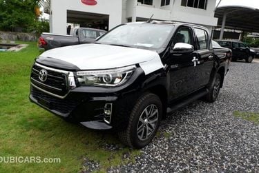 Toyota Hilux Revo Double Cab 4x4 2 8l Diesel At Lhd For Sale Aed