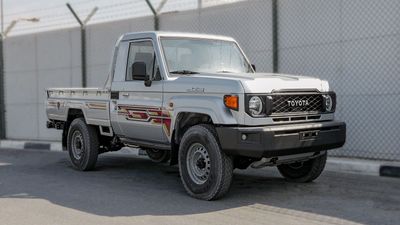 Toyota Land Cruiser 70 2025 Toyota Land Cruiser LC 79 4.0L AT Petrol Basic with Fridge (Silver-Brown)