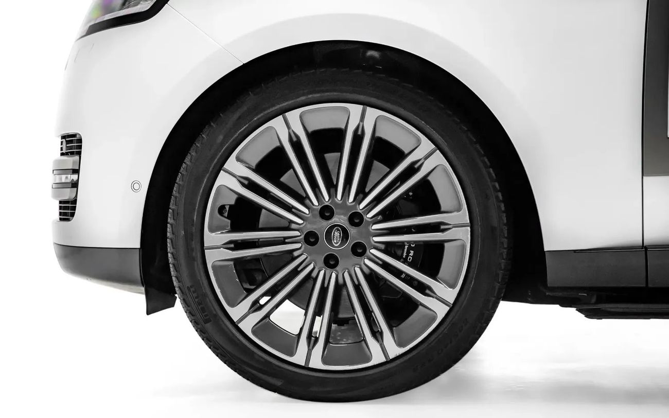 Land Rover Range Rover HSE P530 4.4L HSE P530 - GCC Spec - With Warranty and Service Contract