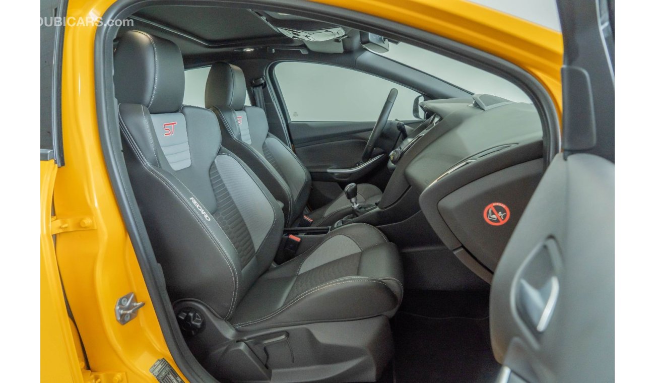 Ford Focus 2015 Ford Focus ST / Full Ford Service History