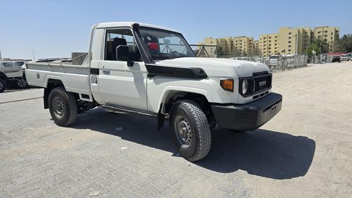 تويوتا لاند كروزر بيك آب TOYOTA LC79 SC 4.2 DIESEL MY2025 MT DIFFLOCK