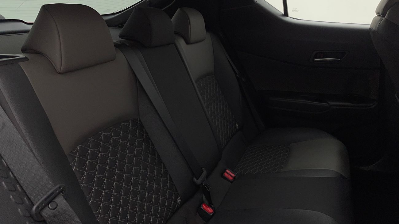 تويوتا CHR VX 1.8 | بدون دفعة مقدمة | اختبار القيادة في المنزل