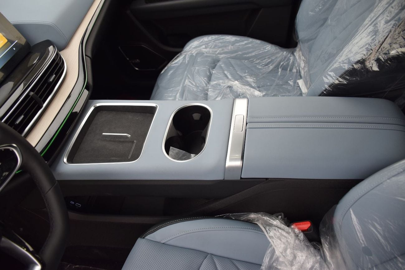 Chery EQ7 Full Electric Drive Range: 512-km