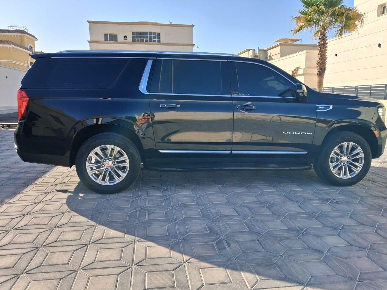 جي أم سي يوكون XL