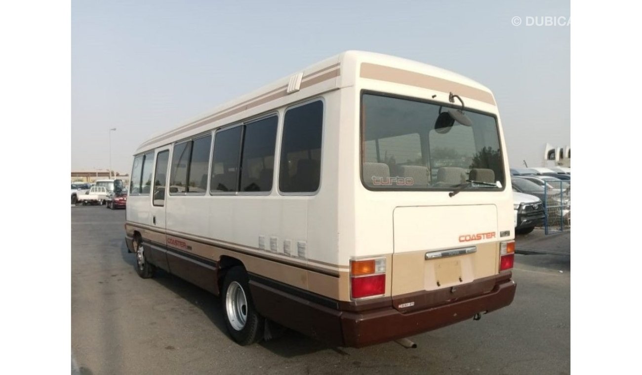 Toyota Coaster TOYOTA COASTER BUS RIGHT HAND DRIVE (PM856)