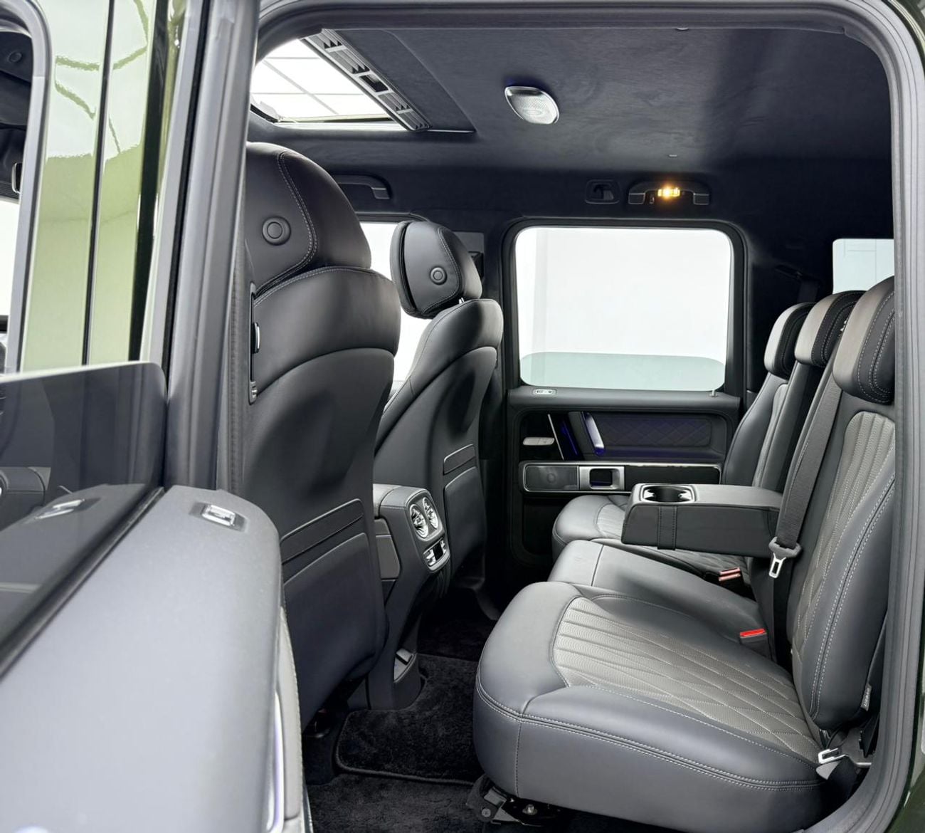 Mercedes Benz G63 AMG STD 2025 Mercedes-Benz G 63 AMG, Auto Guard Warranty, Like New Condition, Japanese Specs