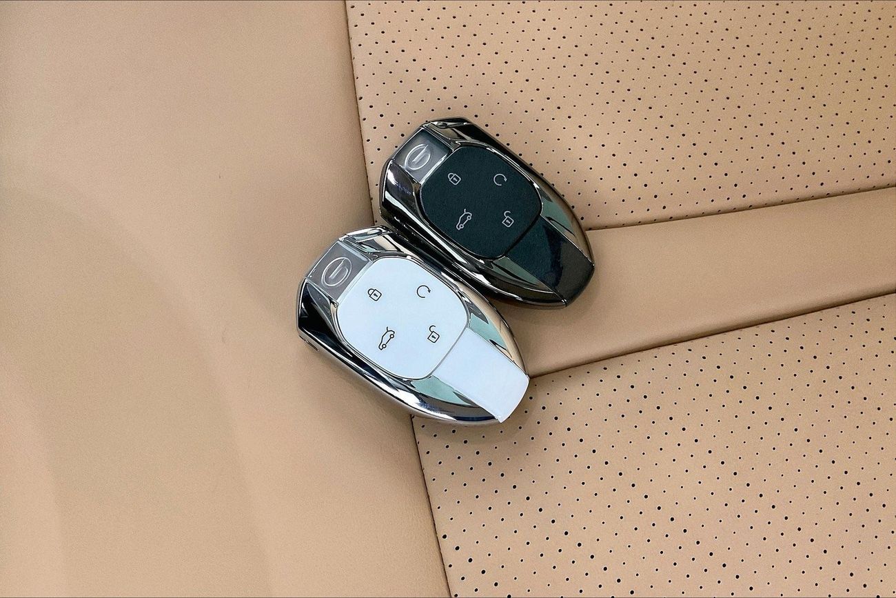 نيسان إكستيرا Titanium | ضمان مجاني لمدة عام | 0 دفعة أولى