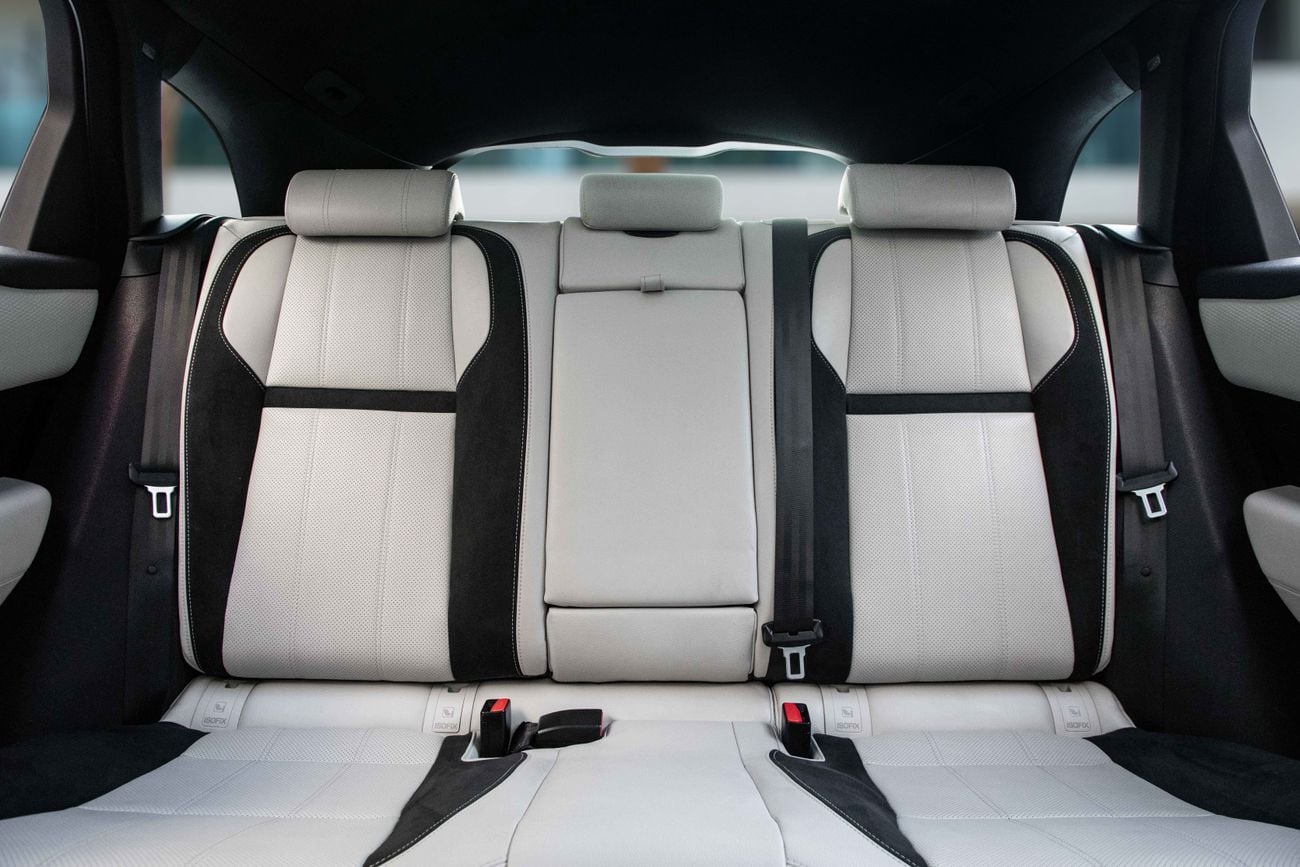 لاند روفر رينج روفر فيلار Range Rover Velar | 2,546 P.M | 0% Downpayment | R-Dynamic | Under Warranty!
