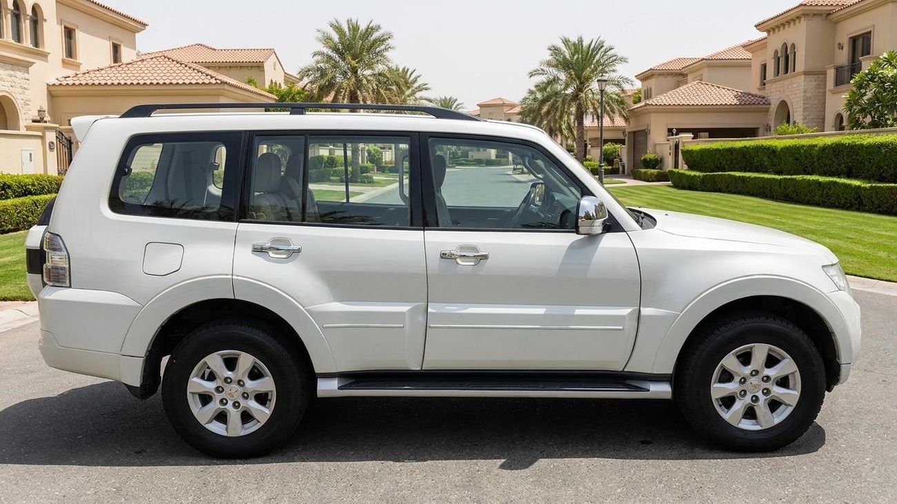 Mitsubishi Pajero GLS MIDLINE 2019 | AED 699/Month | 0 DP | 30 Day Return | Warranty | Service History
