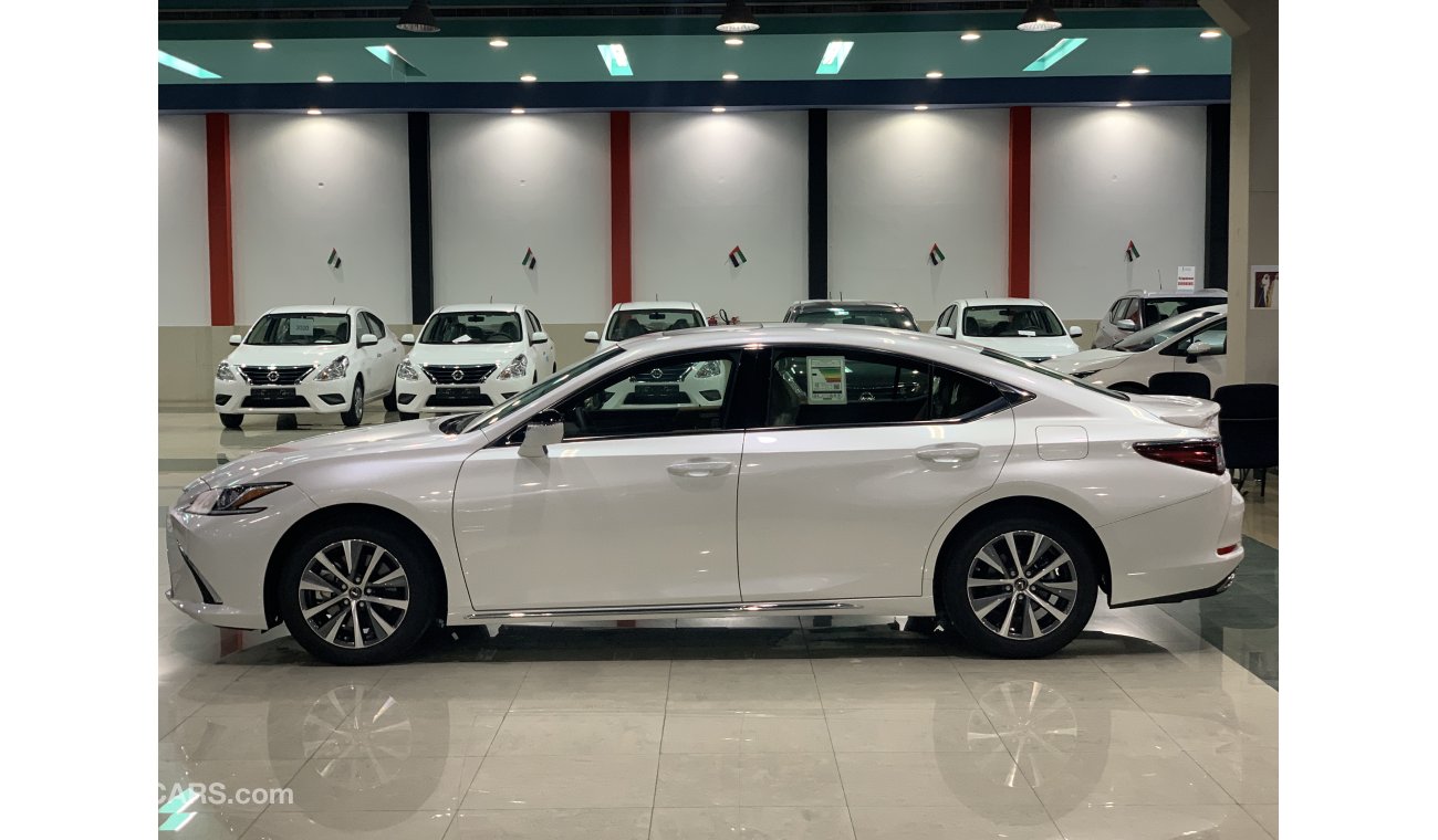 Lexus ES350 V6 MY2019 ( Local Registration )