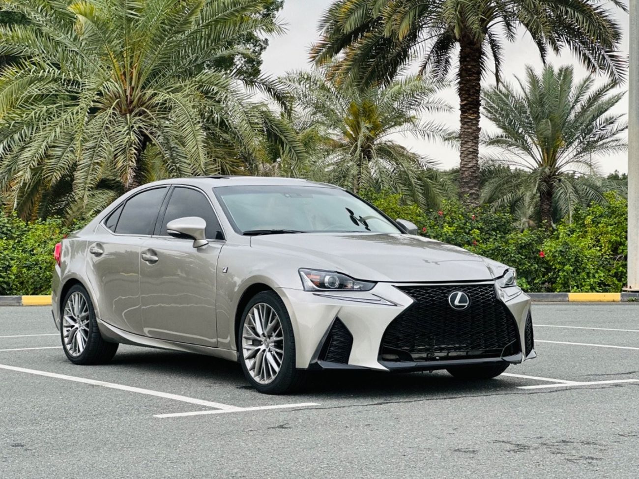 Lexus IS 200 Prestige LEXUS IS200T MODEL 2016 GCC SPACE FULL OPTION
