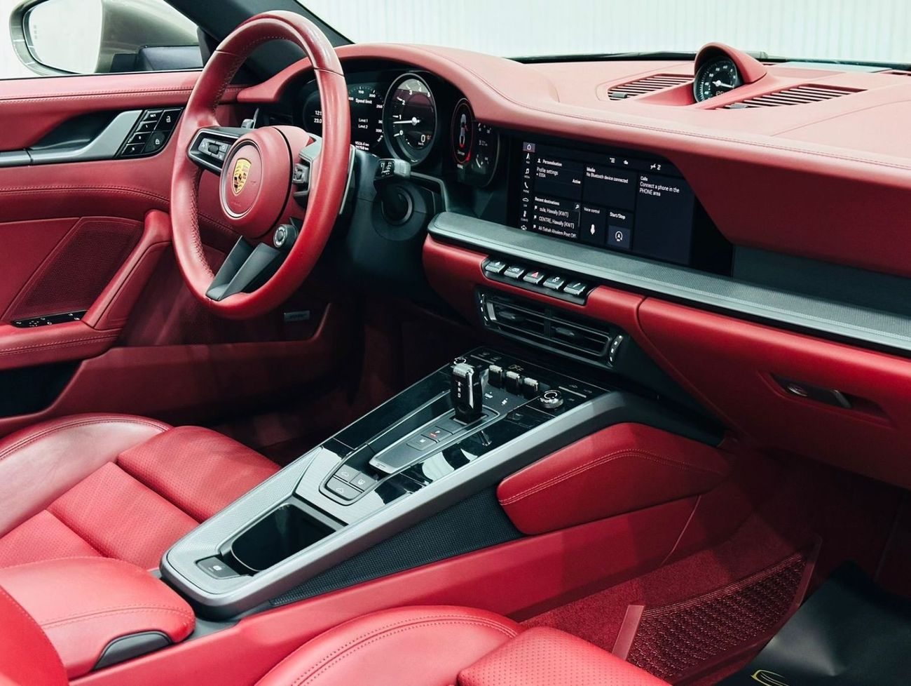 Porsche 911 2020 Porsche 911/992 Carrera S, June 2025 Porsche Warranty, Full Porsche Service HIstory, GCC