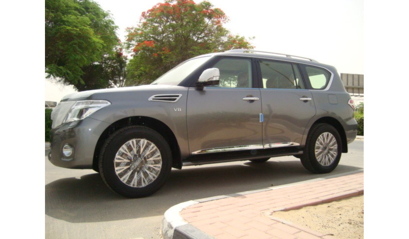 نيسان باترول SUV - Platinum LE 5.7 L V8 - 400 HP 8 Seater