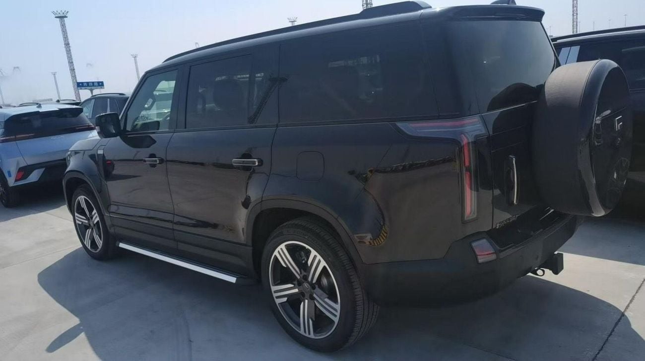 ROX 01 VIP 6-SEATER GCC Specs 2025 Model