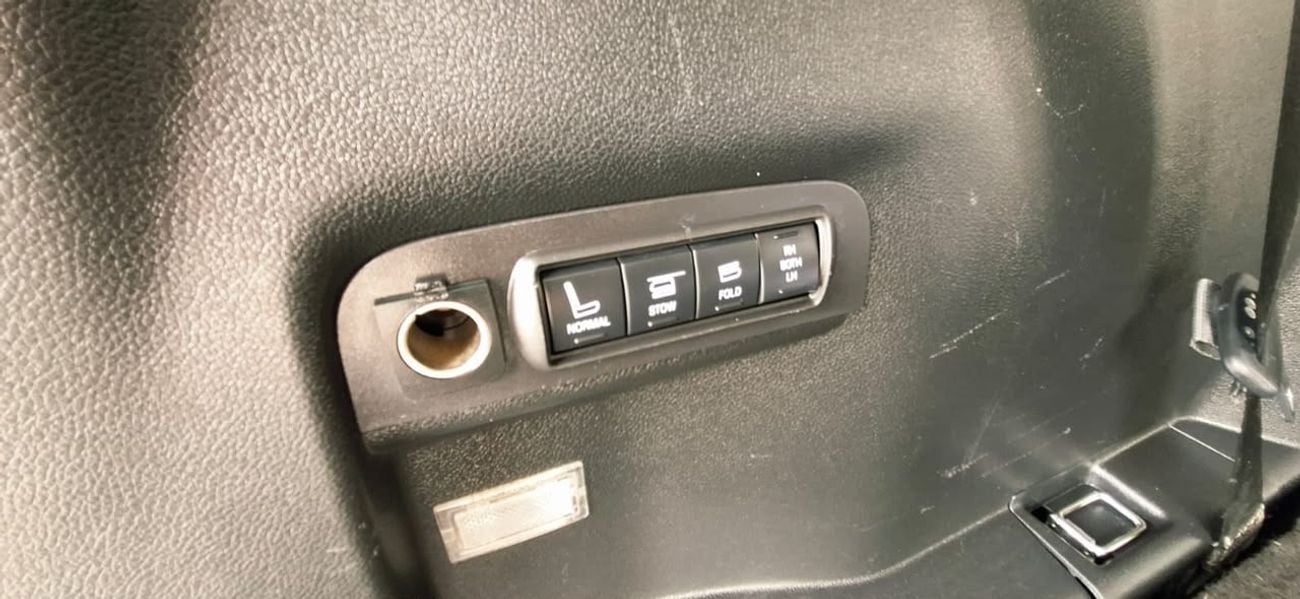 Ford Explorer LIMITED Paltinum