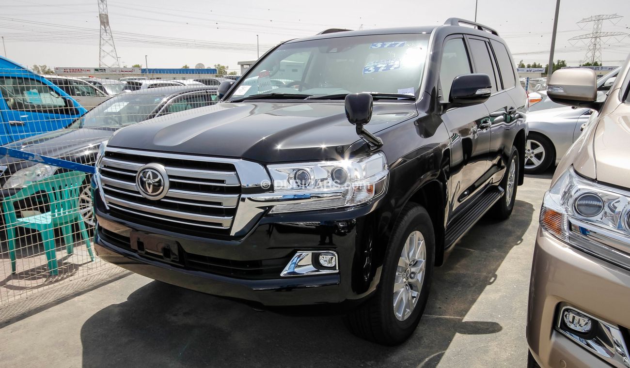 Toyota Land Cruiser (AXG) FULL OPTION