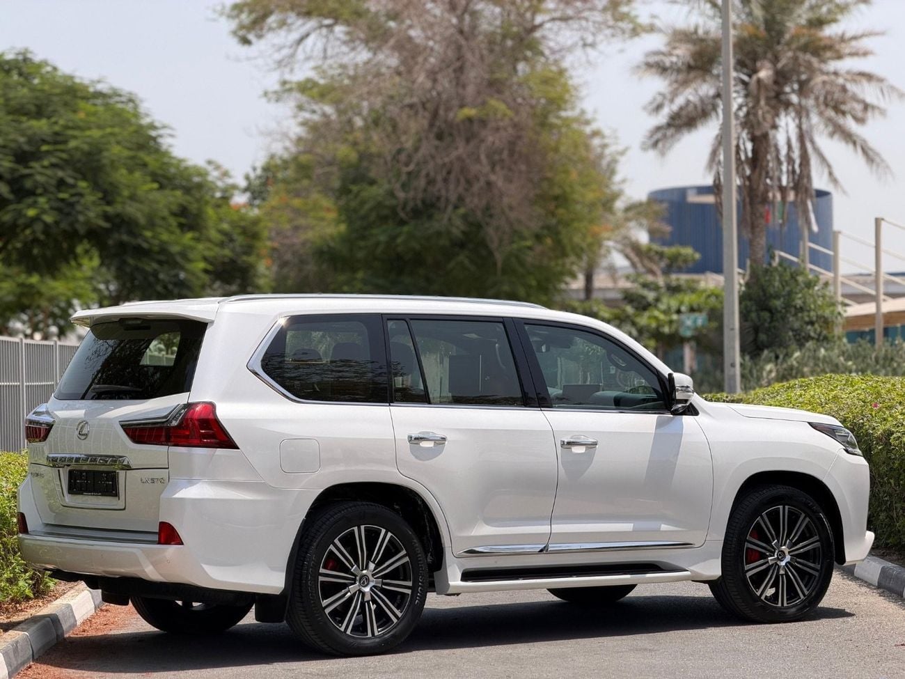 Lexus LX570 PLATINUM