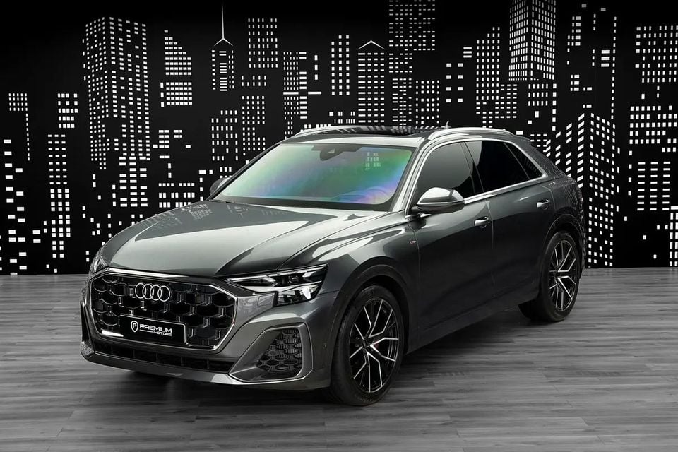 Audi Q8 55 TFSI PROGRESS PLUS