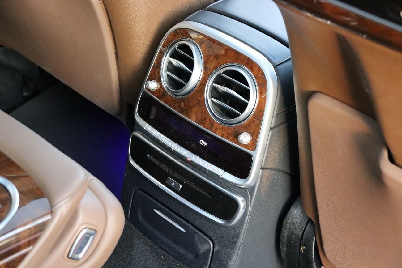 Mercedes-Benz S 500 High 4.7L Mercedes-Benz S500 / Full / 2015 / Free Accident / Only 92,000KM