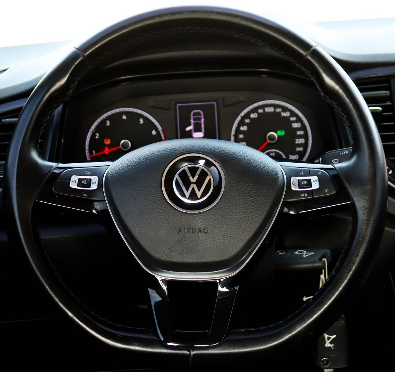 فولكس واجن T ROC فولكس واجن تي روك 2021 خليجي بحالة ممتازة بدون حوادث