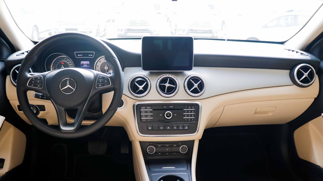 Mercedes-Benz GLA 250