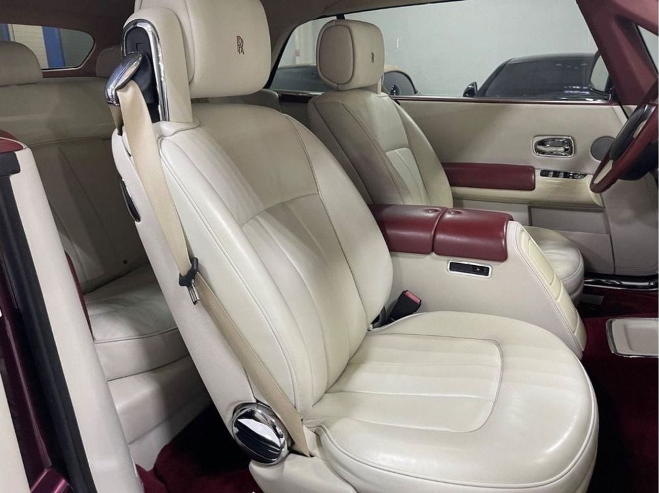 رولز رويس فانتوم Drophead 6.8L