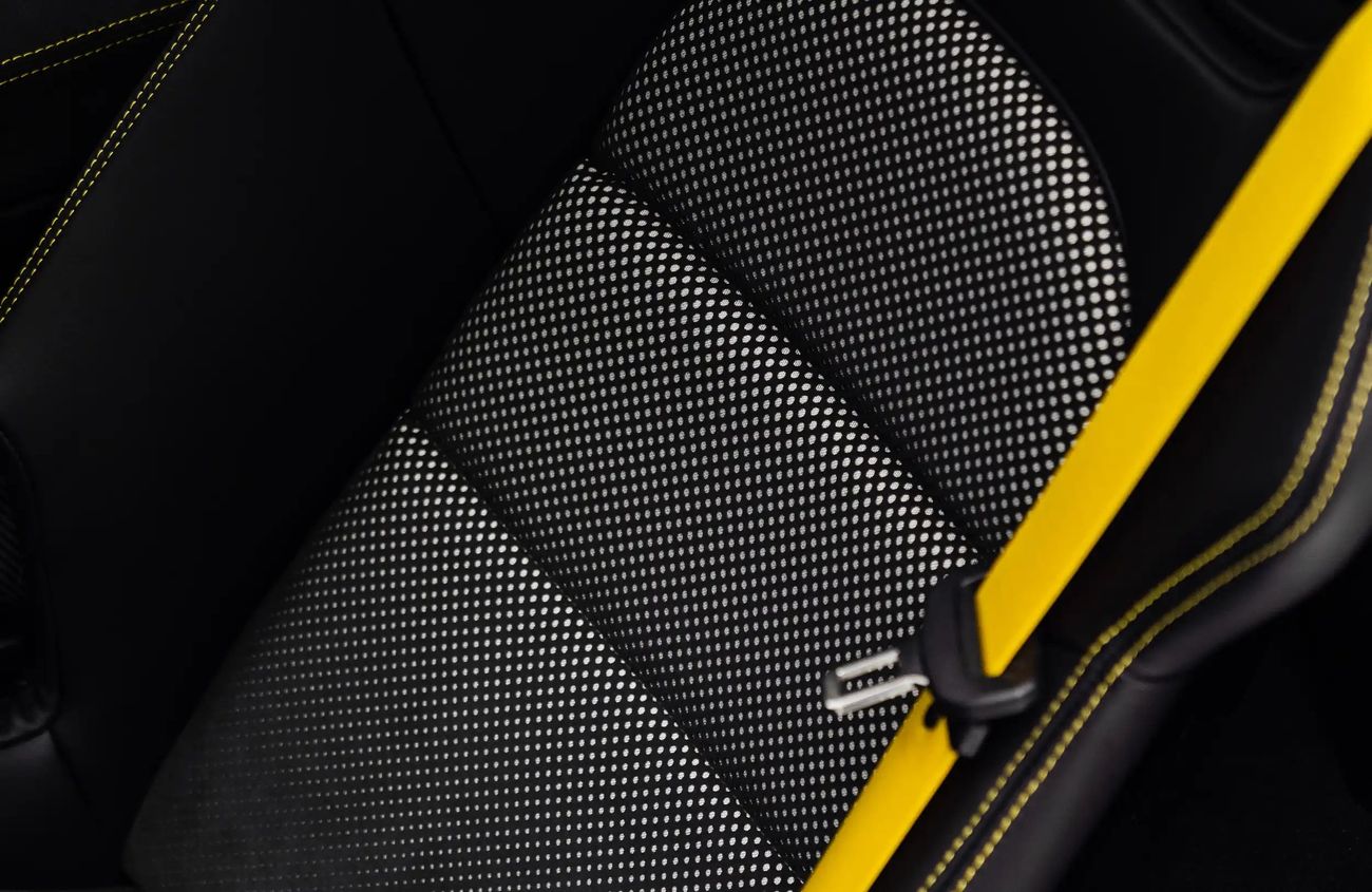 بورش 911 4.0L F-6 Naturally Aspirated Engine