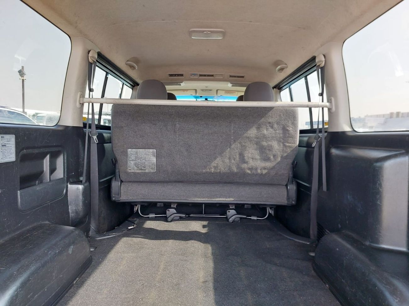 تويوتا هاياس (RAMADAN OFFER) TOYOTA HIACE VAN RHD 2013 MODEL 2.0 L PETROL AUTOMATIC(PM88710)