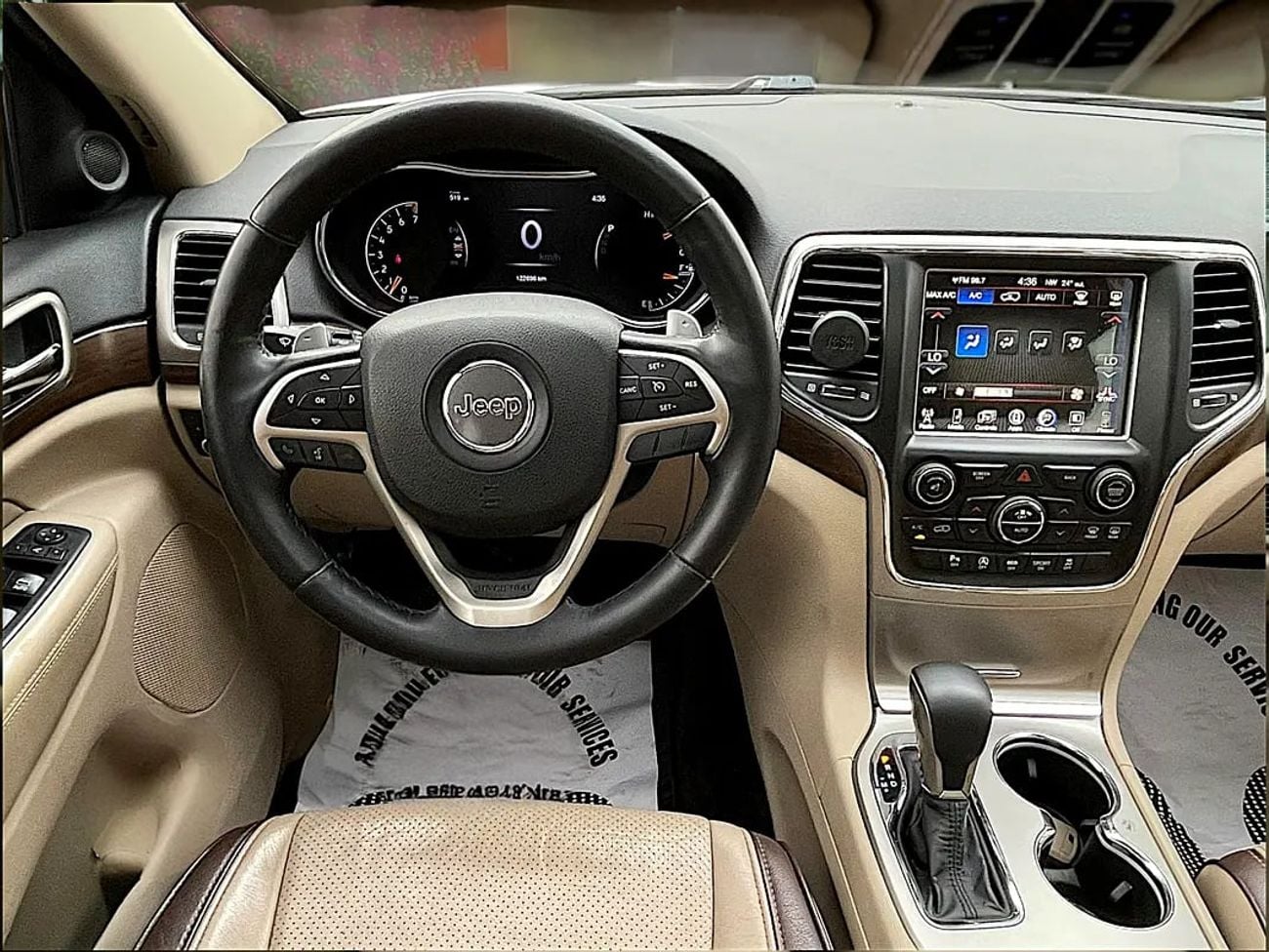 جيب جراند شيروكي exclusive 3.6L 1,157 P.M | Exclusive - GCC Specs | Original paint