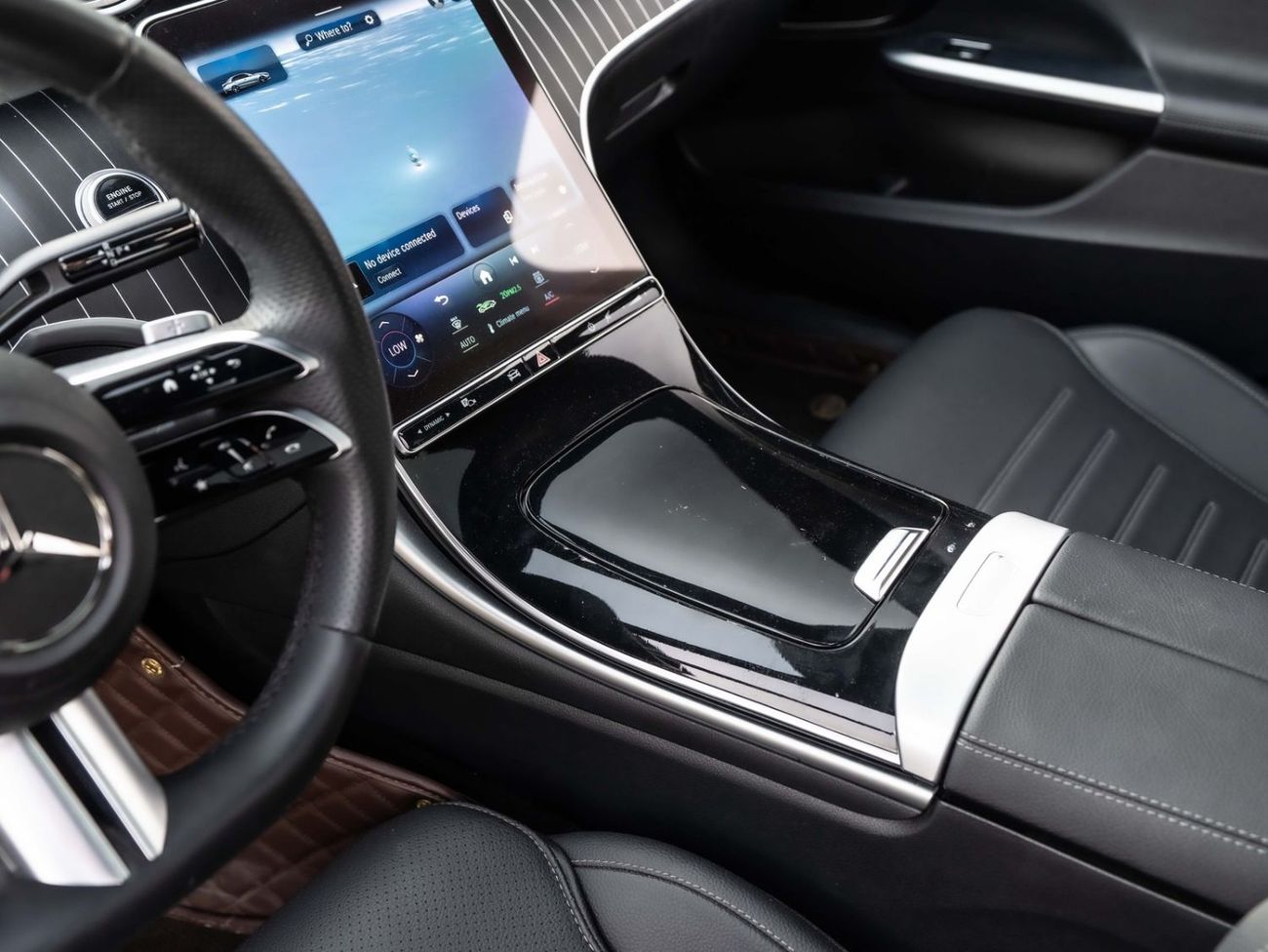 Mercedes Benz C260L STD (NON GCC)