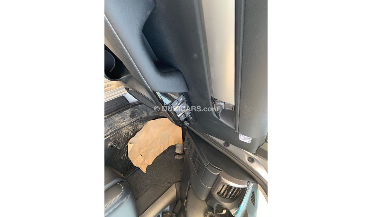 تويوتا هيلوكس ريفو