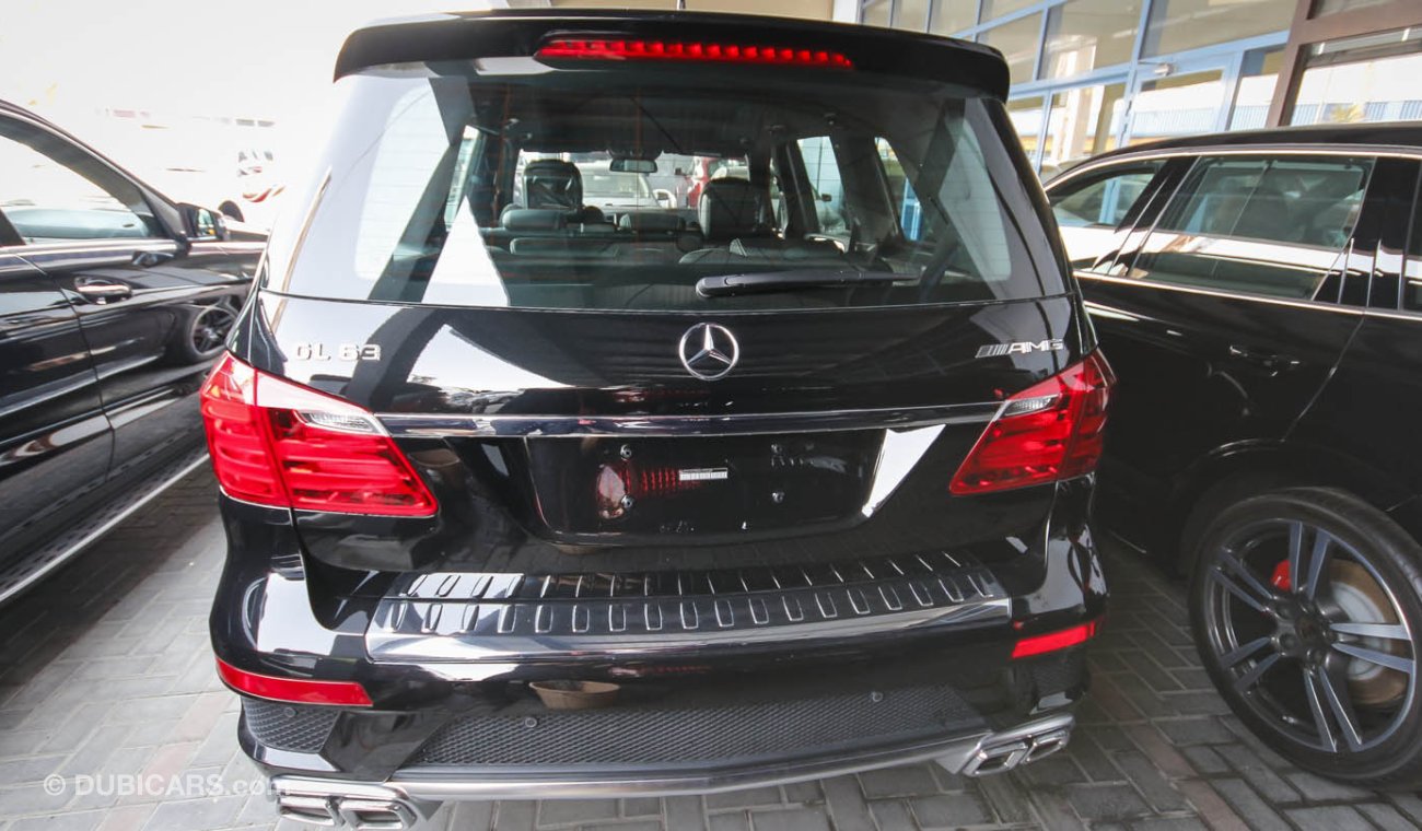 مرسيدس بنز GL 63 AMG