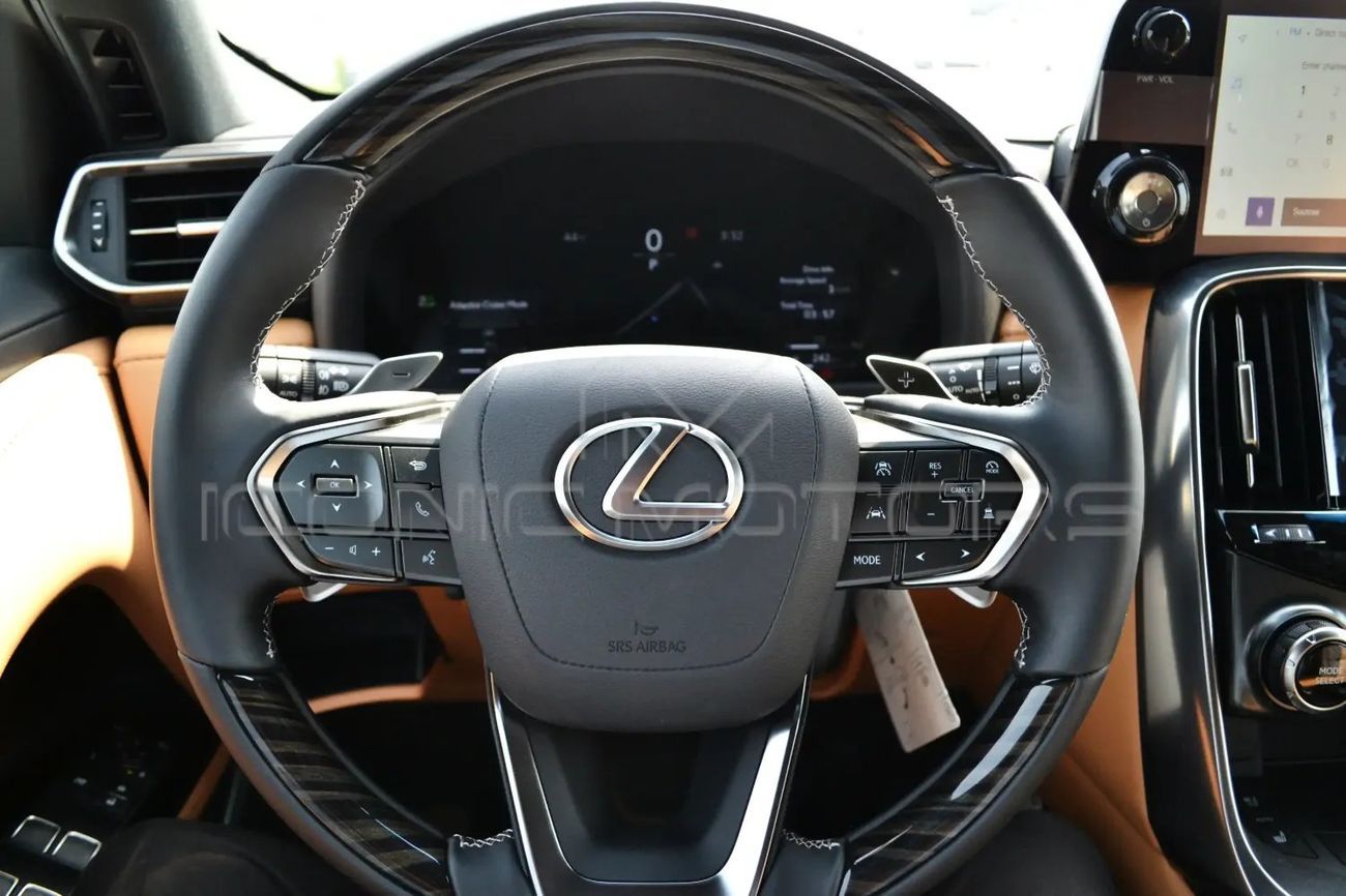 لكزس LX 700h Signature