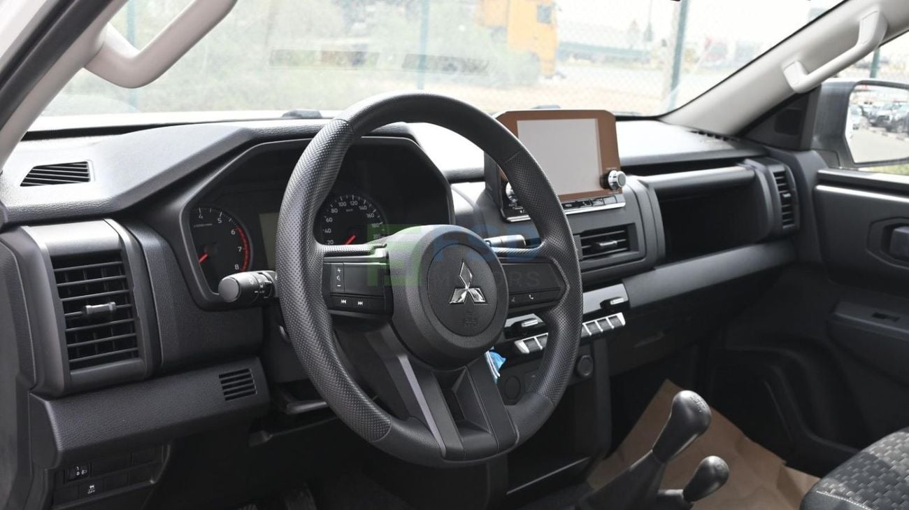 Mitsubishi L200 MITSUBISHI L200 2.4L PETROL GLS-PLUS  DCAB 4WD 5MT CHROME PACKAGE MY-2027