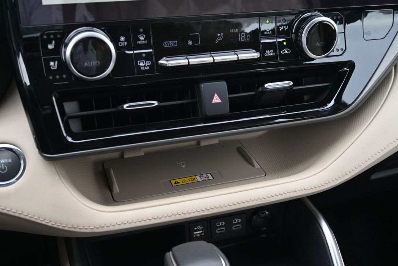 تويوتا هايلاندر Toyota Highlander Limited 2.5L Hybrid SUV, Model 2023 Color Silver