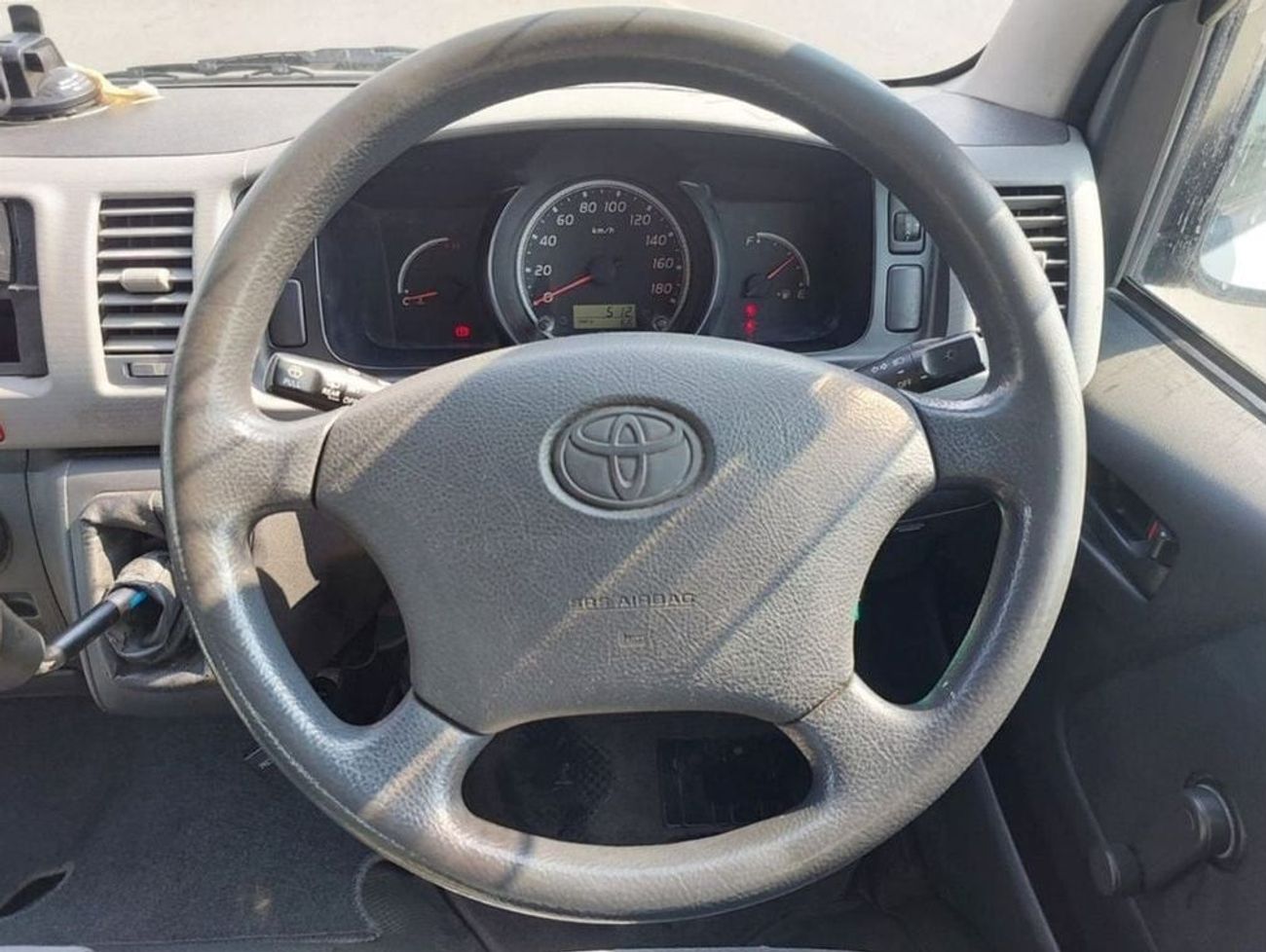 Toyota Hiace TOYOTA HIACE VAN RHD 2007 MODEL 2.5 L DIESEL MANUAL(PM78244)